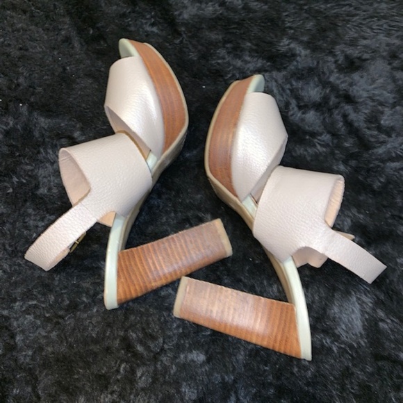 Moda Spana Shoes - MODA SPANA "Dani" Peep-Toe Platform Block Heels